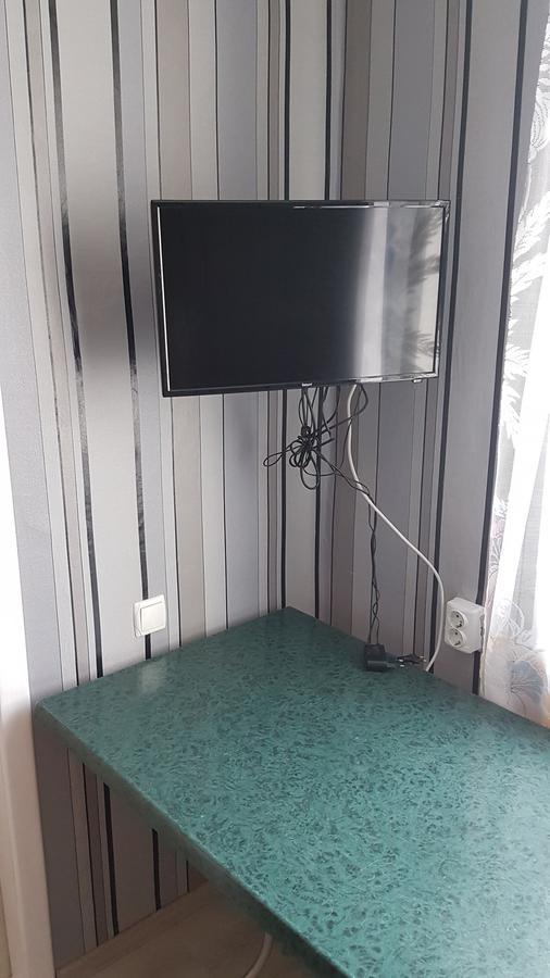 Glamour Hotel Luhyny Bagian luar foto